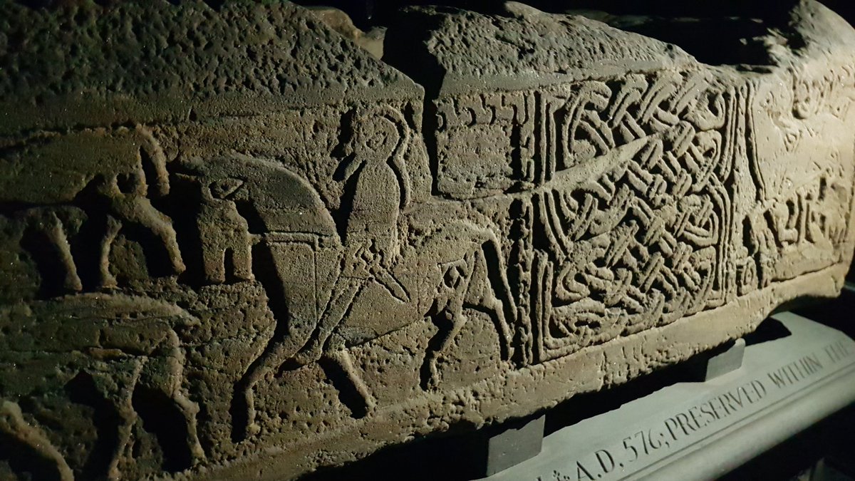 @GlasgowDOD @eblueaxe @GovanStones @Cumbraland #GDODFUntold

Not external since it was dug up by gravediggers in 1855, but the Govan Sarcophagus at @GovanStones does show the rich mix of external influence on the Britonic Kingdom of Strathclyde, putting this realm in a wider cultural and artistic context.