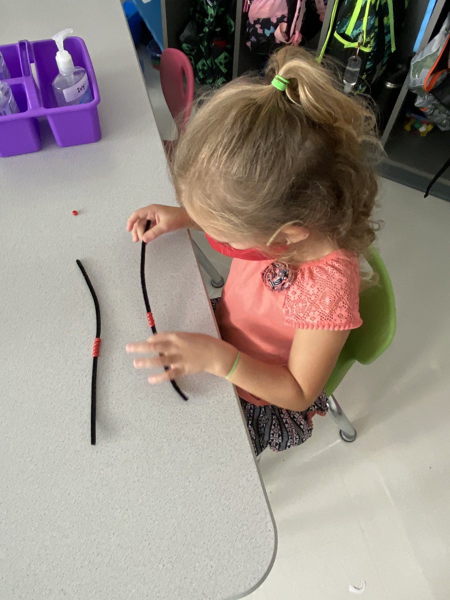 Garman_Kinders_'s tweet photo. Whew! Busy week in Room 116. We built a new math tool called a rekenrek! 🧮 We also started practicing IDR and building our reading stamina! 📚 @WillowvilleE @WestCler #WCconnects https://t.co/FIPAl2nZ7D