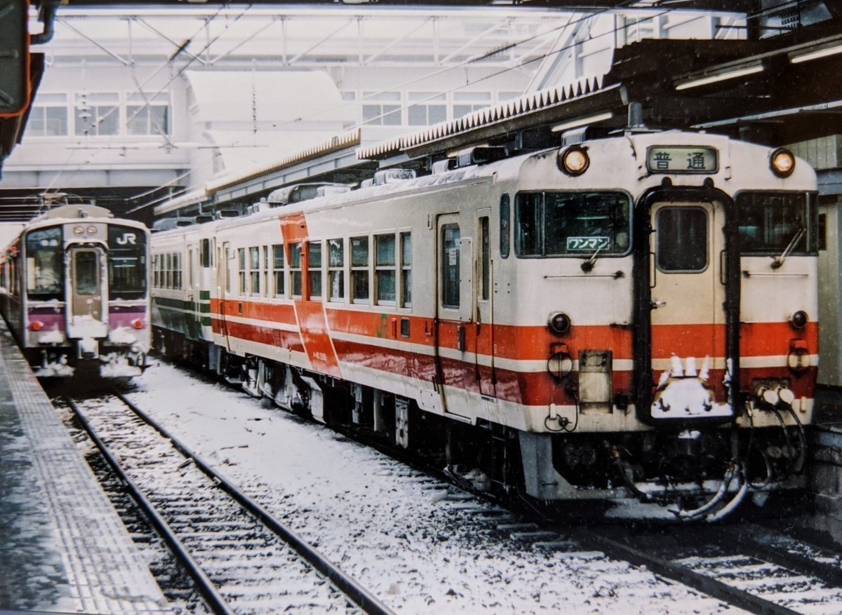 キハ40系「弘前色」&「秋田（竿燈）色」 運用離脱車が増える前に是非