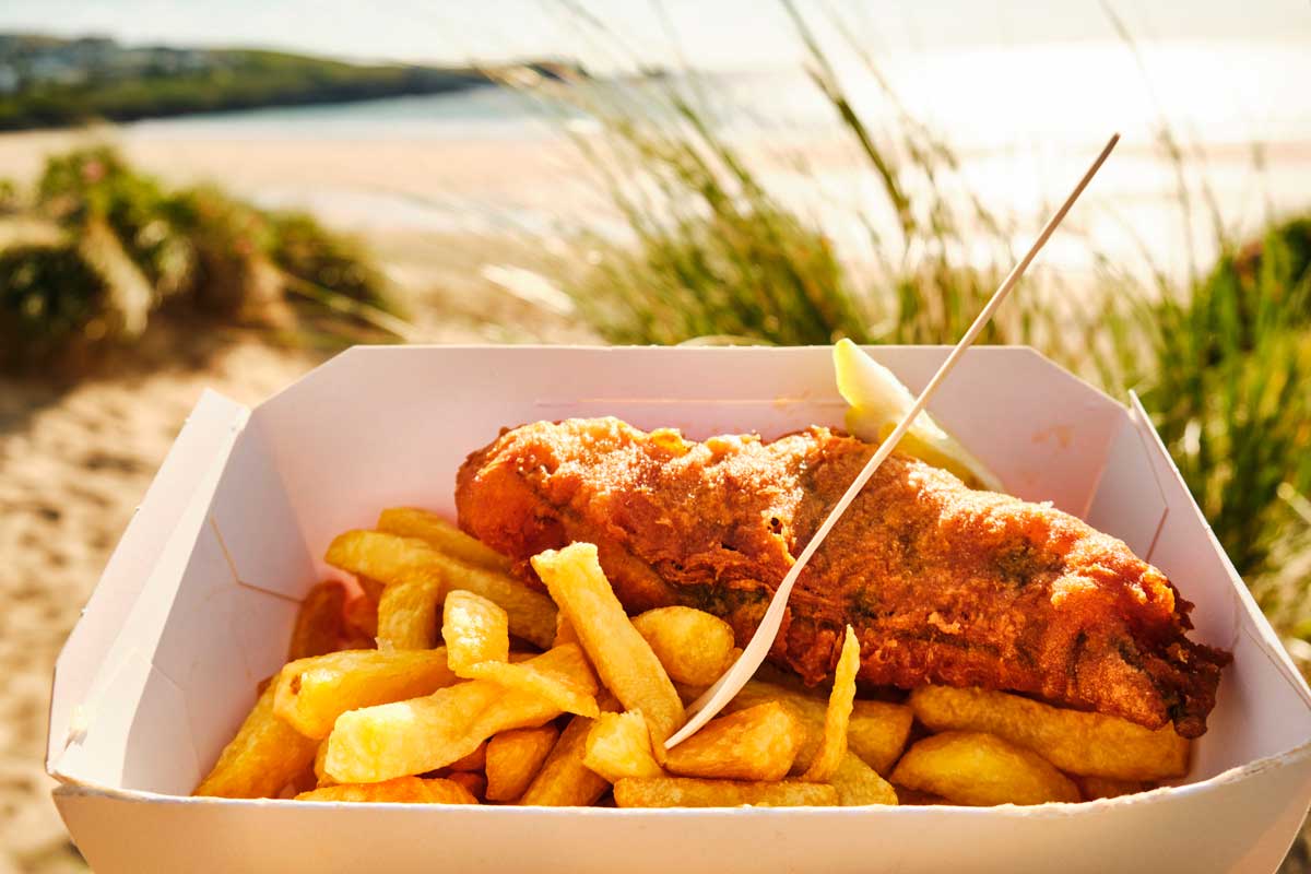 READ: Fancy some fish and chips this week? You've come to the right place. Tom has the inside knowledge on where to go for your fish and chips in Cornwall. #cornwall #kernow #lovecornwall #beach #cornwalllife #sea #cornwallcoast #newquay https://t.co/EDywgPI8et https://t.co/nFlwU0SVIp