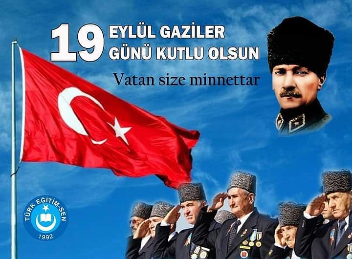19 Eylül, Devletimizin kurucusu Mustafa Kemal Atatürk’e “Gazi” ve “Mareşal” unvanlarının verildiği gündür.
Bu toprakları vatan yapan kahraman ecdadımızı rahmetle anıyoruz.
Cesaret timsali tüm gazilerimizin ve şehitlerimizin aziz hatıraları önünde saygıyla eğiliyoruz.