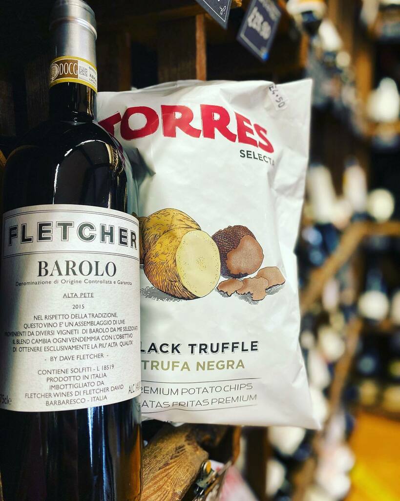 henningswine's tweet photo. We’re recommending an indulgent Saturday night in...
It’s no secret we love these wines, treat yourself tonight to the elegant structure of this outstanding Barolo, with a side of truffle... Bellissimo 😍

#italianwine #barololovers #truffle #elegance… https://t.co/FsxR7r1ABU https://t.co/KjZDDTVzgI