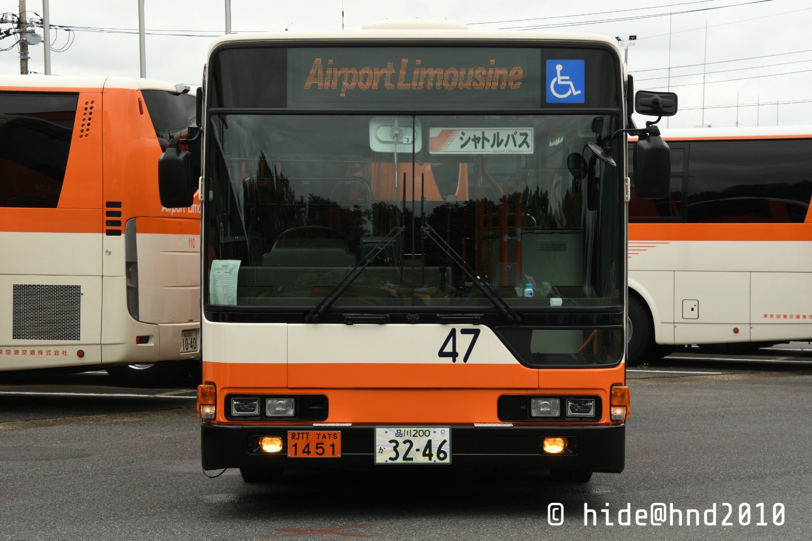 Hide Hnd10 ランプバス3種 ワイドバスの大きさが改めてわかる リムジンバス リムジンバス探検隊 T Co Vy0j0zq41p Twitter