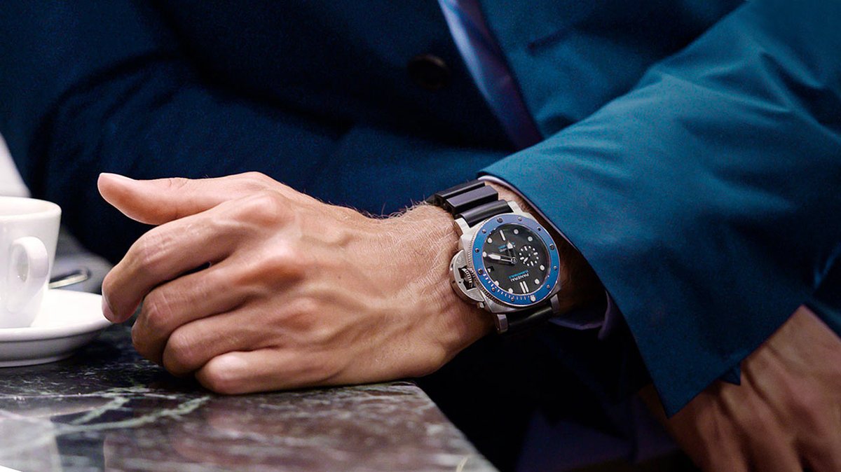 Panerai Submersible 42mm On Wrist Pre-Owned Panerai Submersible