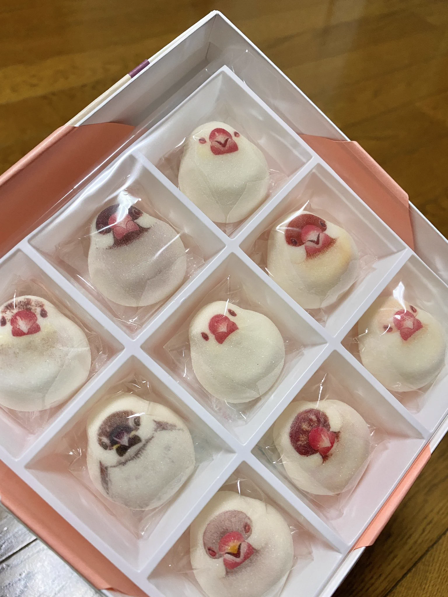 可愛すぎて食べられない･･･！差し入れに喜ばれそうな、文鳥をモチーフにしたお菓子！