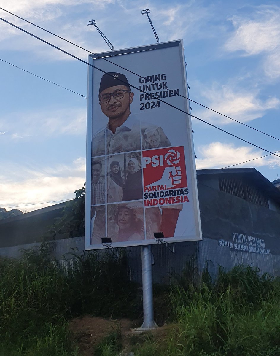 Kejenakaan tidak hanya ada dalam pentas komedi.