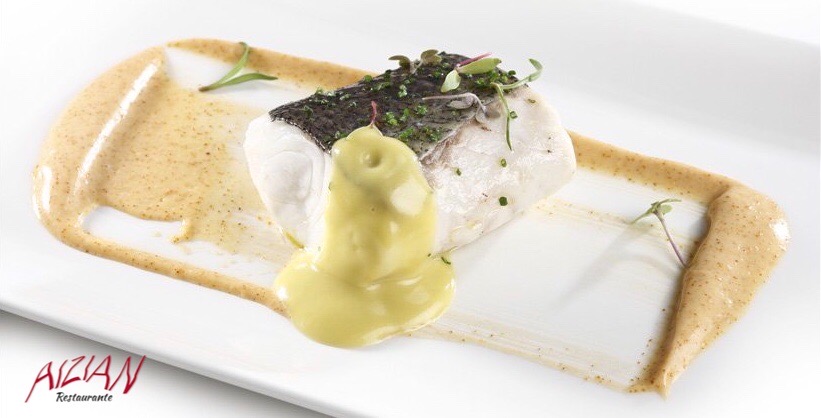 Aizian_rest's tweet photo. Nuestra merluza a baja temperatura con pil pil de sus espinas. ¡Impresionante! 😋
Ahora tenemos en carta otra deliciosa variante de esta maravilla de producto pero con emulsión de mejillones y su pil pil. ¡Merece la pena! 👍🏼
➡ https://t.co/7zcIBaifUj
#restarantes #Bilbao https://t.co/2nNhbyHXUu