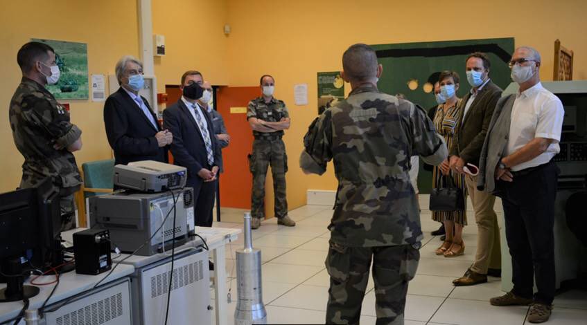 7e_brig_blindee's tweet image. Retour sur une 📅#Centaure

 ✅Révision des manœuvres de force au #3eRG💣
✅Accueil des élus au #1eRCh 🐴
✅😈du @152RIofficiel en centre commando à la Reunion🏝
✅#MCF de l’♣️ et tirs Mit 12.7

Bon week-end 😏!