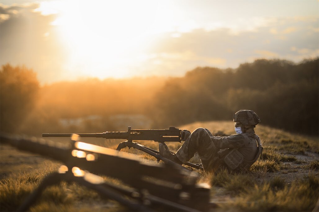 7e_brig_blindee's tweet image. Retour sur une 📅#Centaure

 ✅Révision des manœuvres de force au #3eRG💣
✅Accueil des élus au #1eRCh 🐴
✅😈du @152RIofficiel en centre commando à la Reunion🏝
✅#MCF de l’♣️ et tirs Mit 12.7

Bon week-end 😏!