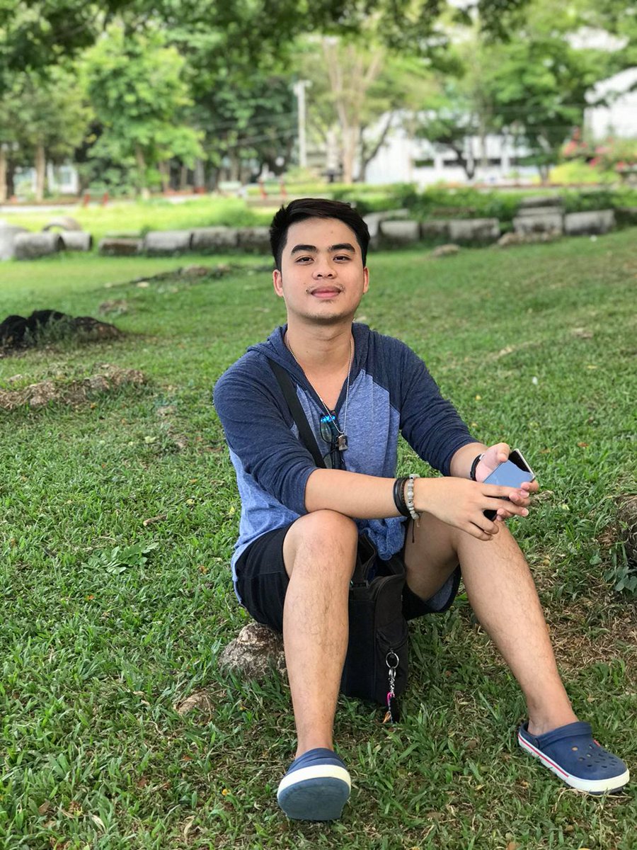 ManoloSamonte's tweet image. Ur value doesn't decrease based on someone's inability to see ur worth. 📌