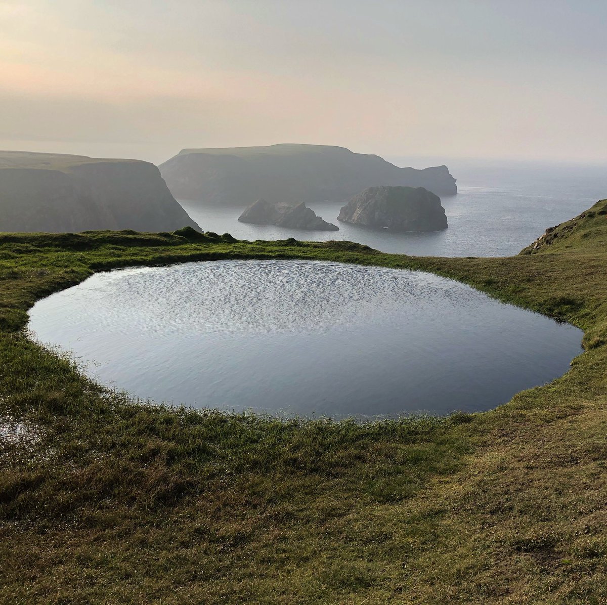 BaicairC1001's tweet photo. Costal watch #Carrowteige Loop Walk #Mayo  Mini Indian summer. #Naturesbest #leavenotrace #keepitintheground #waw https://t.co/C2V9sgbSua