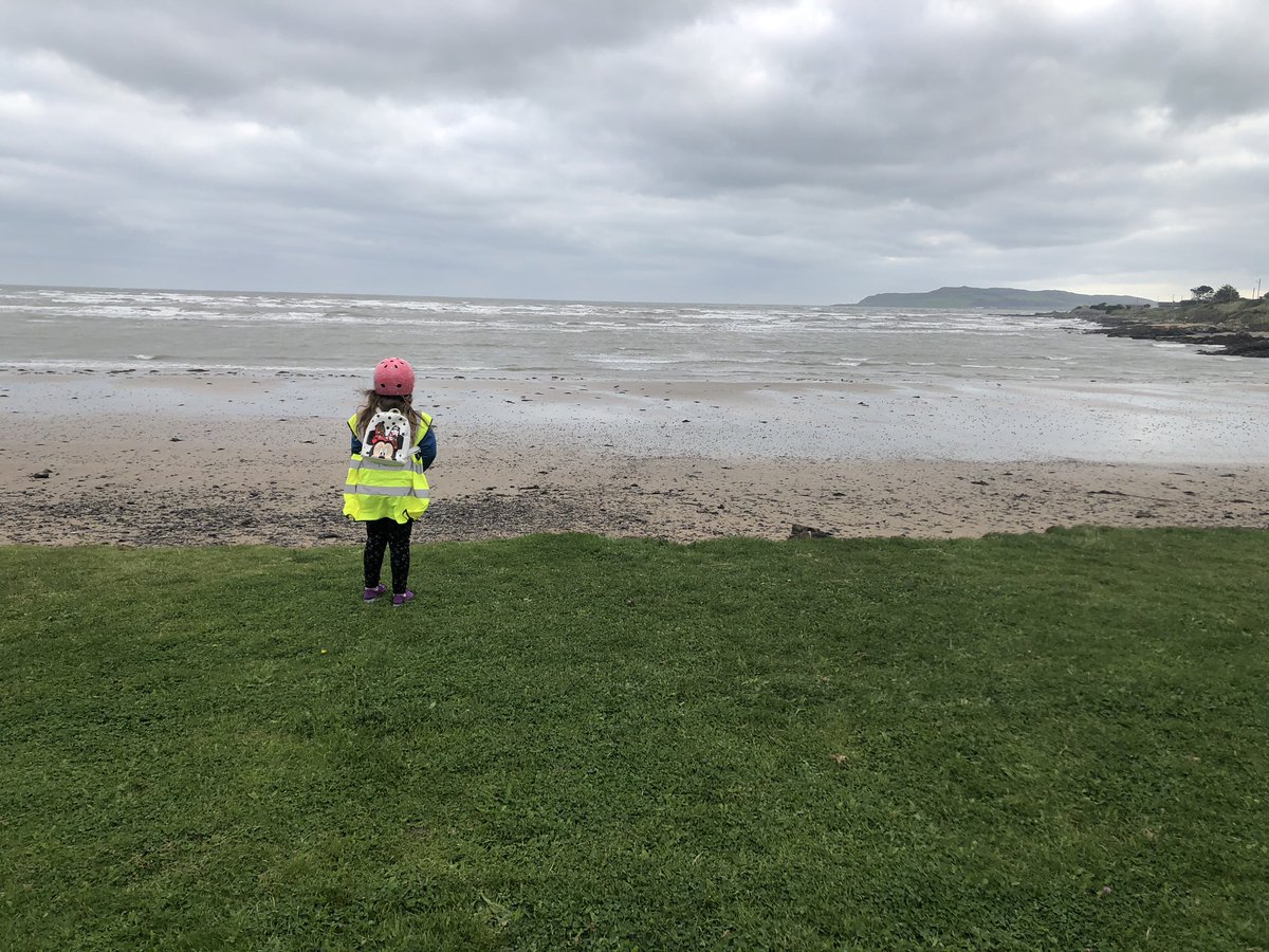 5 beautiful Dublin miles to clear the head after a crazy and eventful week.. but my favourite wee training partner always keeps me right 💚
#4Séimí #Dublin2Donegal #Makeawishireland #Highone