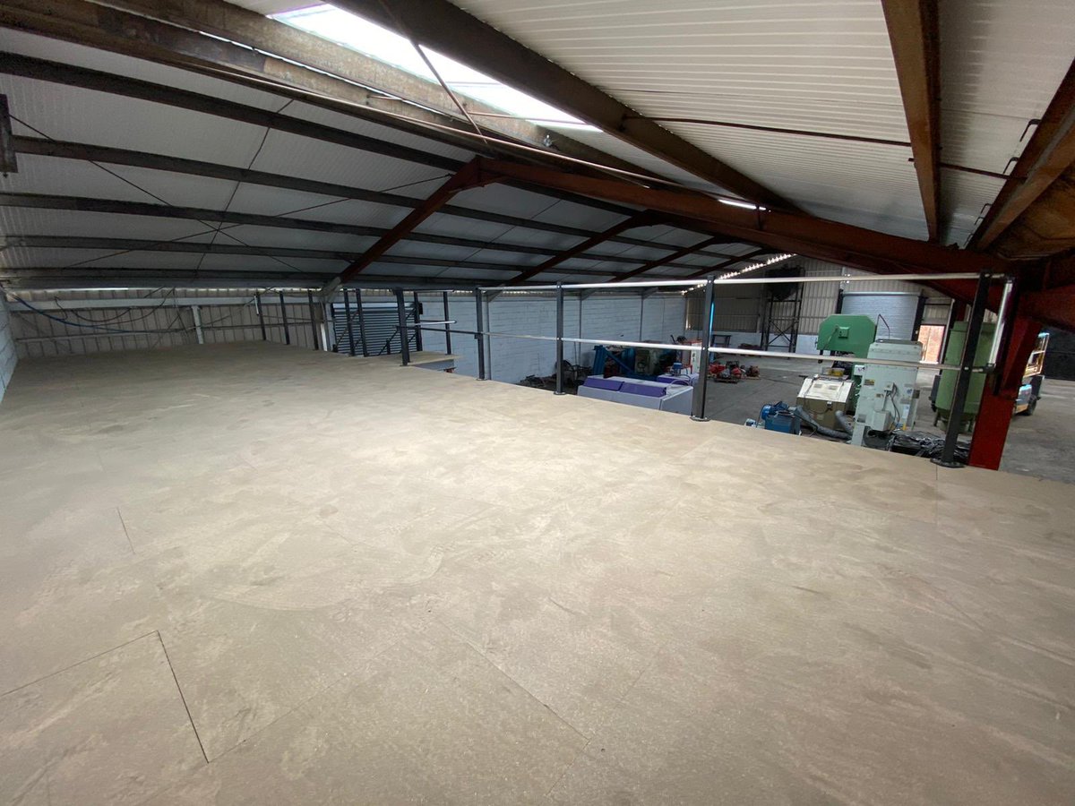 Need More Storage? Contact Us Today! MidKentMezz.com #mezzanine #morestorage #staircase #weekendwork #SaturdayVibes #SaturdayMotivation #weekendvibes #handrail #weekendvibes #aylesford #southeast #sittingbourne