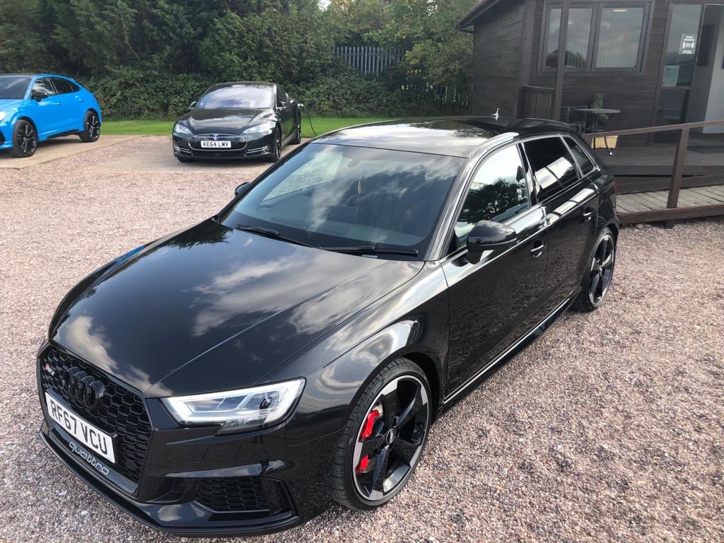 OvertoPrestige's tweet photo. Beautiful and Sporty Audi RS3 ready for collection💯
Enquires:
☎️ 07539 075275
💻 https://t.co/T3Ash2ieLa
•
#car #cars #luxury #prestigecars #ukcars #carsforsale #overtonprestige #onlinecars #cardealer #cartraders #luxurycars #audi #audirs #audisport #audirs3 #audis3 #audilove https://t.co/1eaiw9VEGv