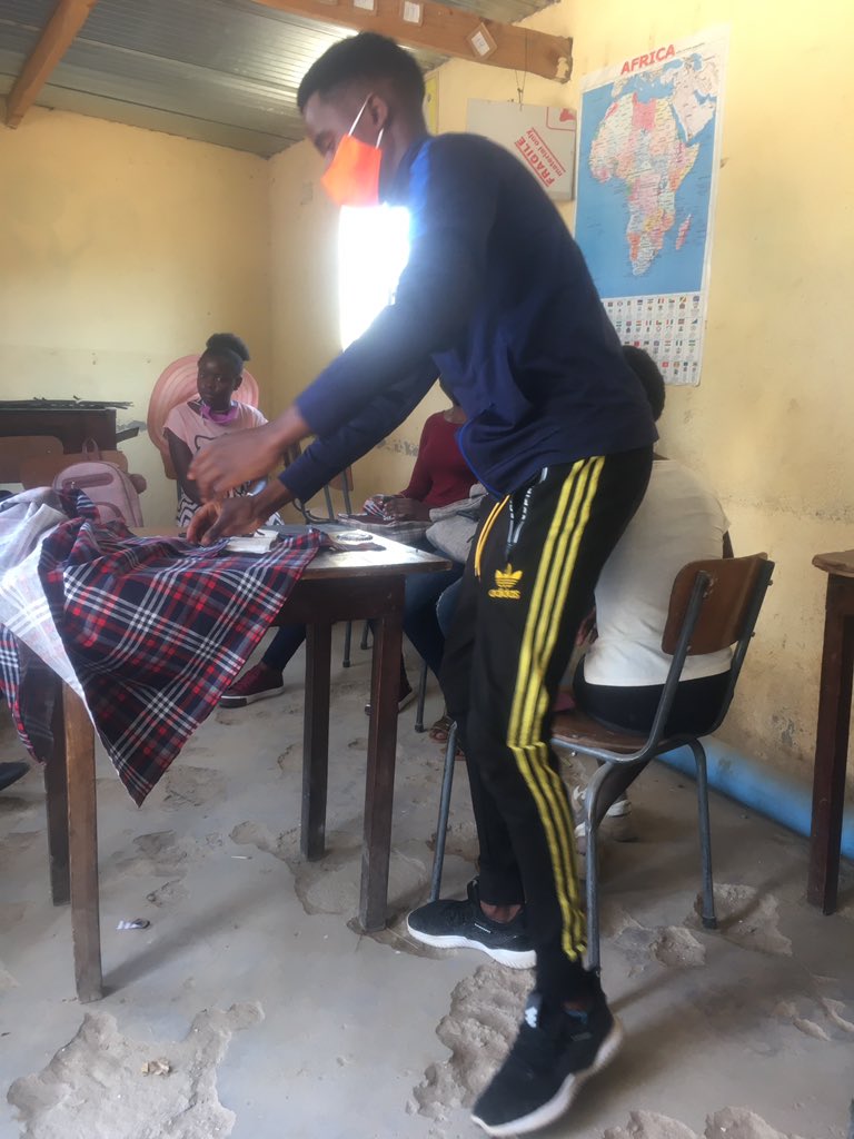 williamsir98's tweet photo. MYTH is in Epwoth building resilient communities by supporting young ladies with knowledge on how to make reusable pads #letshelpherstay clean. https://t.co/dhze0nIqKO