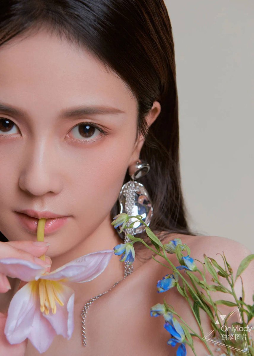 bailubrasil's tweet photo. [FOTOS] Atualização no Weibo.~~ 19/09/2020

Bai lu para a marca #OnlyLady

#白鹿 #백록 #Bailu https://t.co/iVgRZ1J62Z