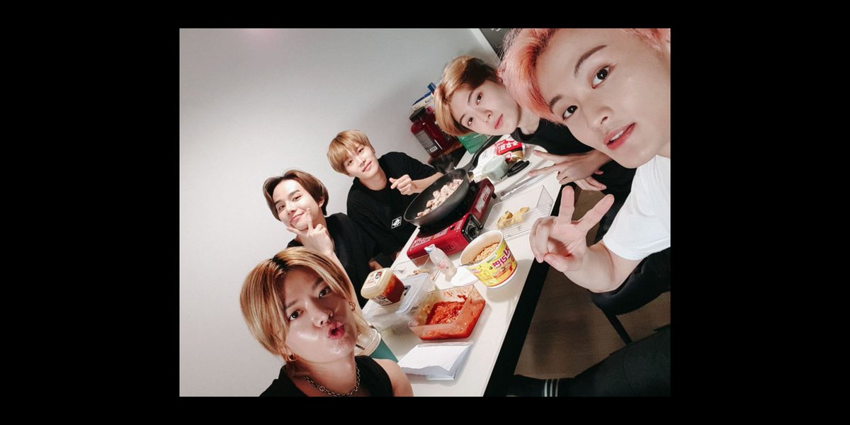 099LEEMH's tweet photo. ㅤㅤ
🍷 𖥻 𝐓𝐇𝐄 𝟏𝟎𝐭𝐡 𝐅𝐋𝐎𝐎𝐑 𝐂𝐑𝐄𝐖 / 𝘸𝘦 𝘴𝘰𝘭𝘦𝘮𝘯𝘭𝘺 𝘴𝘸𝘦𝘢𝘳 𝘵𝘰 𝘶𝘴𝘦 𝘸𝘪𝘯𝘦 glass 𝙤𝙣𝙡𝙮 𝙬𝙝𝙚𝙣 𝙩𝙝𝙚𝙧𝙚'𝙨 𝙣𝙤 𝘯𝘰𝘳𝘮𝘢𝘭 𝘤𝘶𝘱𝘴
ㅤㅤ https://t.co/BvXHJYxkH8