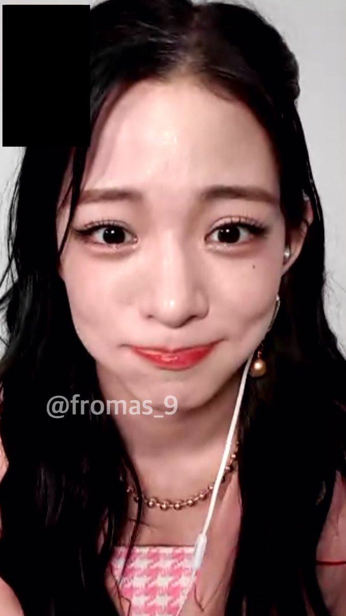 fromas_9's tweet photo. she is too cute im upset https://t.co/S0fMQ8ebhD