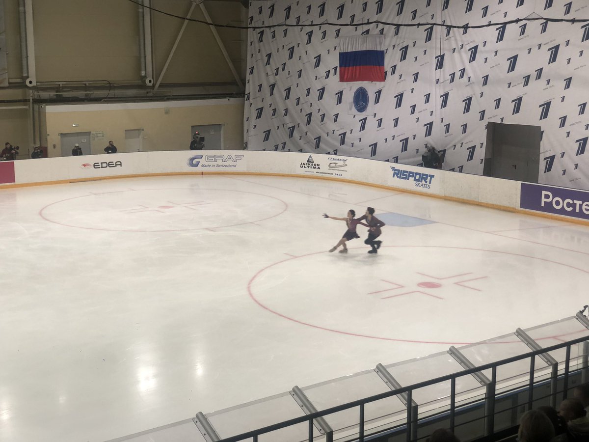 Главная радость моей работы - возможность прикоснуться ко всем видам спорта, впитать энергетику и насладиться потрясающими выступлениями прекрасных спортсменов! С 18 по 22 сентября в Сызрани проходит 1 этап кубка России по фигурному катанию. Подробности на 1tv.ru