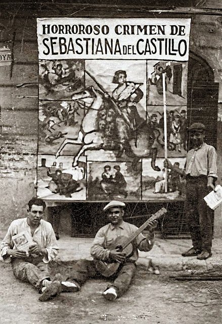 AgenteCordel's tweet photo. ¿Sabes qué es la literatura de cordel? Esta fotografía tomada en 1922 en Riudoms (Tarragona) por Marc Ribas Gimbernat ilustra algunas de sus características: información, entretenimiento, imagen, música, negocio editorial... Para saber más, no te pierdas nuestro seminario virtual https://t.co/Zv237FOrEE