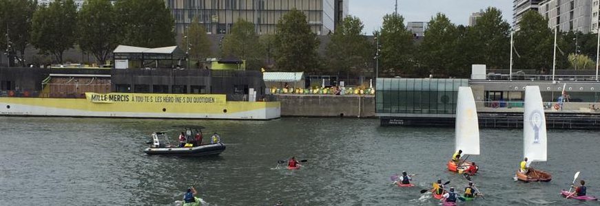 Lancement ce matin de l’Odyssée, ⛵️🛶
initiative nautique, sportive, créative, festive et eco-responsable : à l’image de ce tourisme inclusif et durable que nous voulons développer sur la Seine et à Paris. 
Bravo à <a href="/ricardoest/">Ricardo Estrada</a> et toute son équipe.
👉 odysseeseine.org/fr