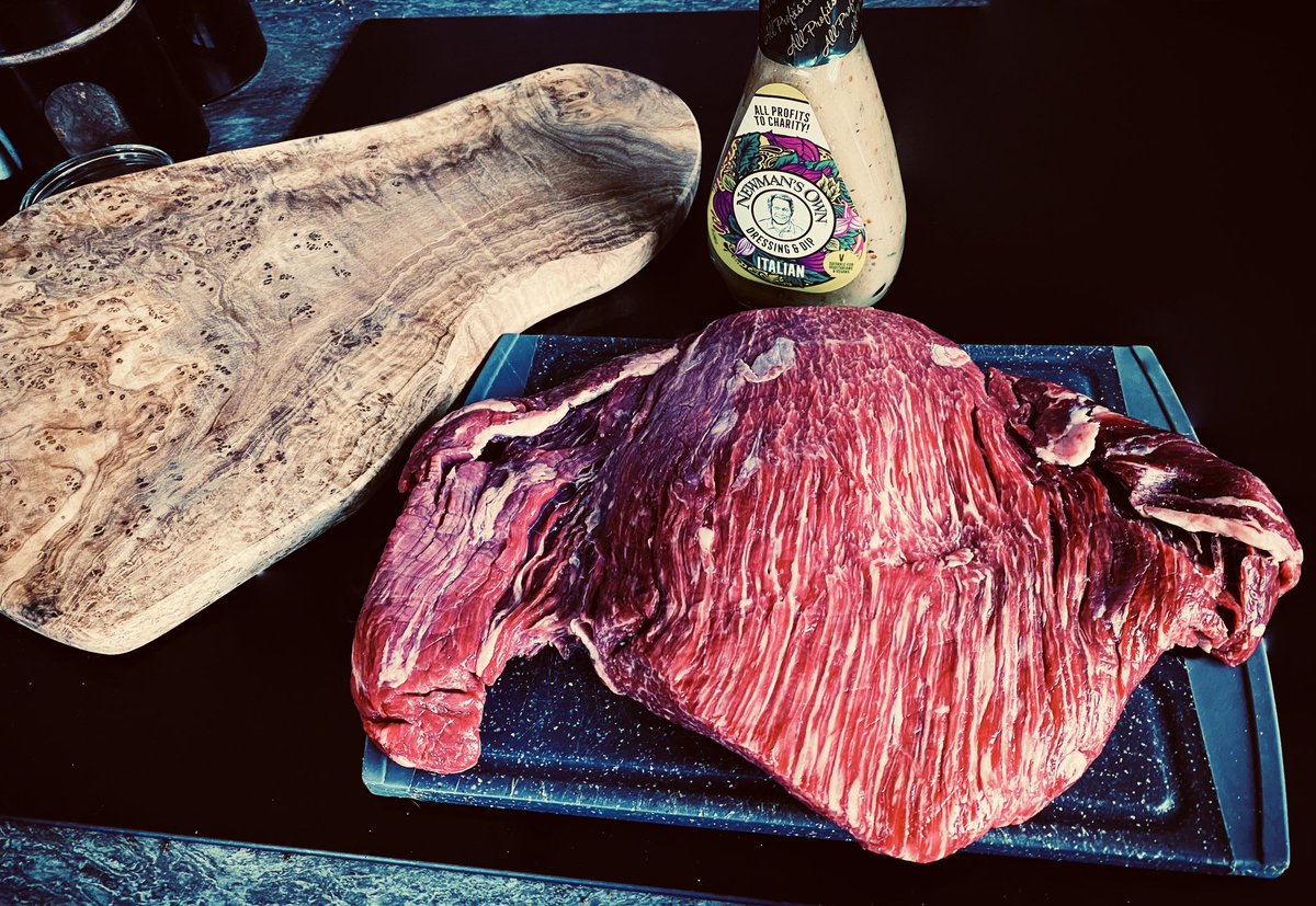 Debbie_F1's tweet photo. Kilo of Beef Skirt. Marinading it in Paul Newmans italian dressing for 2 days, then its going on the BBQ 😋 tender and lush https://t.co/66LlQgtKBg