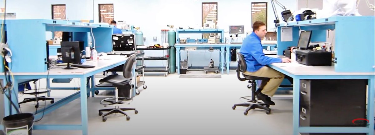Esscolab's tweet photo. Looking for a state-of-the-art calibration #laboratory that can help you meet all your business requirements? As the largest #calibration and repair laboratory in the Northeast, Essco can help. You can count on us for all your calibration needs ✨ : https://t.co/SeEp7r0ed7 https://t.co/7EWNXIZtR9