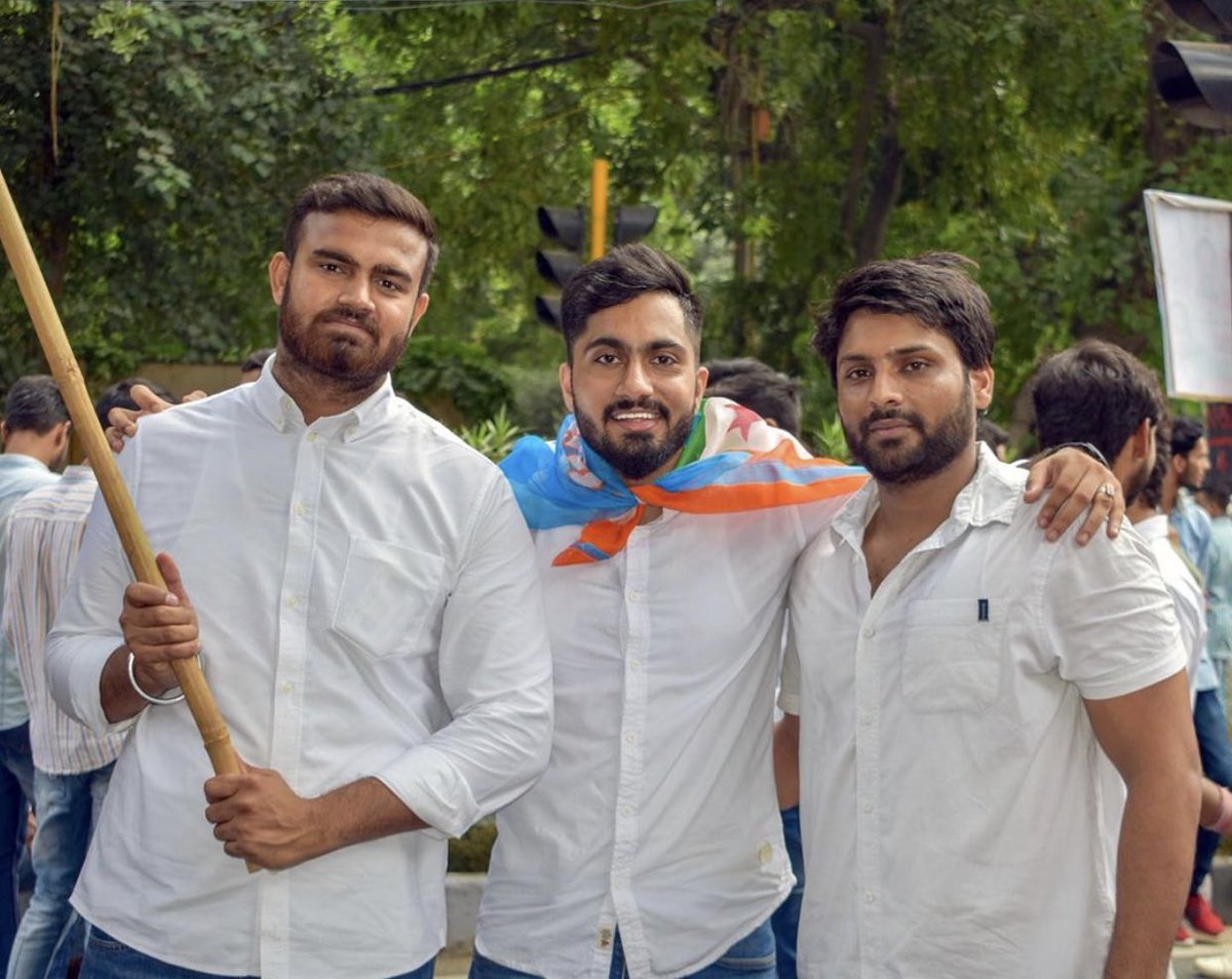 बड़े भाई <a href="/SaurabhYadavINC/">Saurabh Yadav</a> को <a href="/nsui/">NSUI</a> के राष्ट्रीय कोऑर्डिनेटर मनोनीत होने पर हार्दिक शुभकामनाएँ। आपके मार्गदर्शन पर निरंतर संघर्ष करते रहेंगे। 

राष्ट्रीय अध्यक्ष <a href="/Neerajkundan/">Neeraj Kundan</a> जी &amp; राष्ट्रीय इंचार्ज <a href="/guptar/">Ruchi Gupta</a> जी का धन्यवाद।