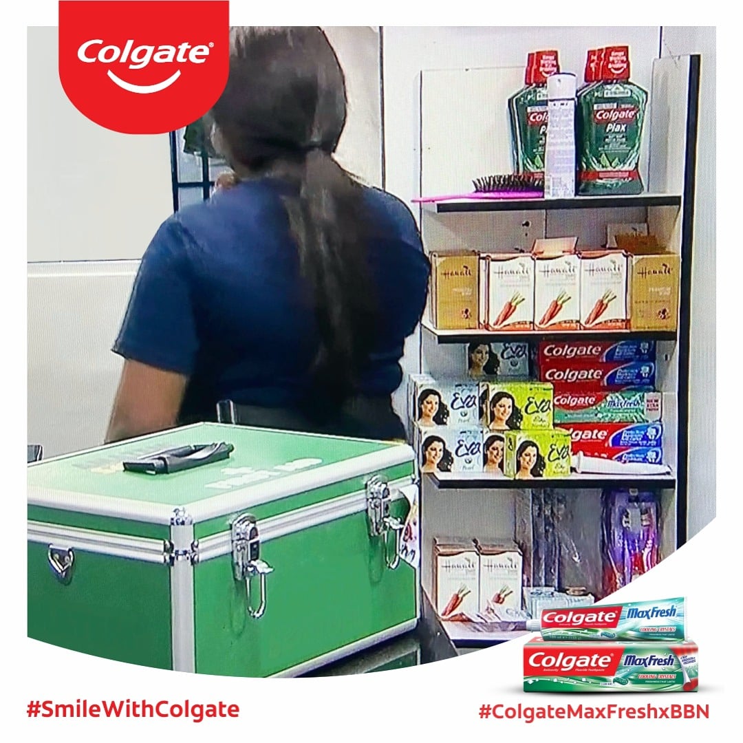 colgate_ng's tweet image. Guess the housemate in the picture🤩 &amp;amp; name the Colgate product in view. You could win N3,500 worth of recharge card😘. 

Comment your with answer and retweet the post.

Terms and conditions apply. 

#ColgateMaxFreshxBBN #BBNaijaLockdown #SmileWithColgate #FreshBreath
