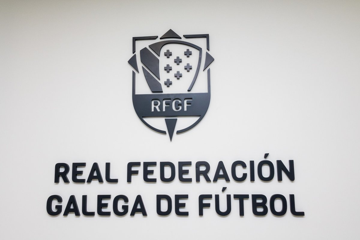 futgal's tweet image. ⚠️ COMUNICADO OFICIAL | 

A RFGF buscará alternativas ao uso da máscara para os adestramentos e a competición e xa traballa para presentar un protocolo con outras medidas de protección

🔗 buff.ly/3cc7Ykp