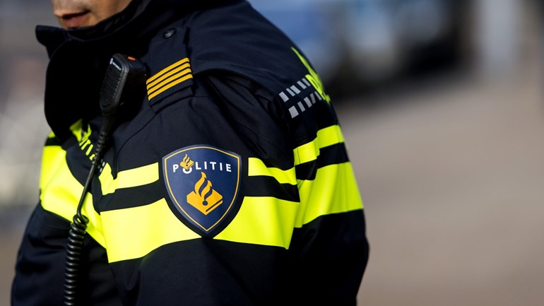 Politie arresteert vrouw uit Leens (48) wegens drugshandel..