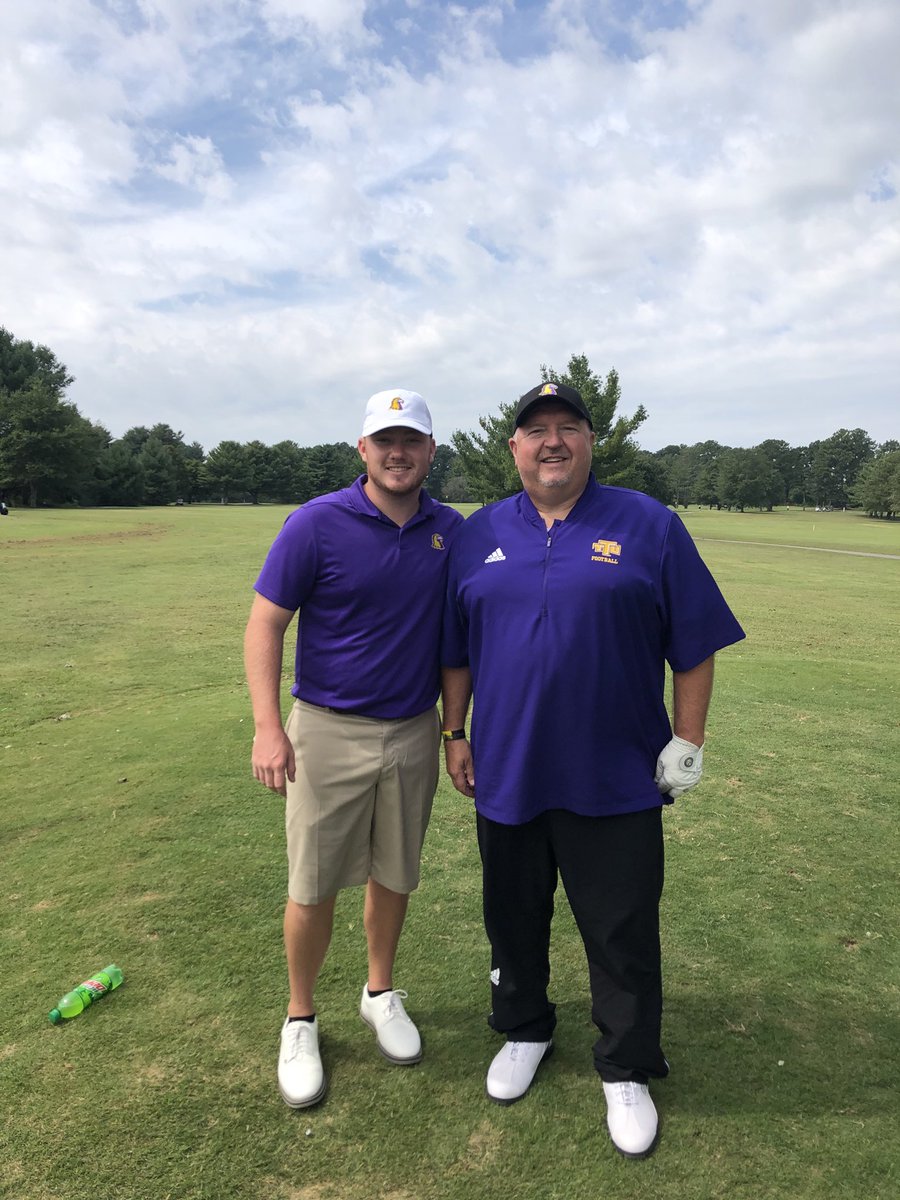 My favorite ⁦<a href="/TTUGolf/">Tennessee Tech Men’s Golf</a>⁩ player and honorary football team member ⁦<a href="/WillBrooks9/">Will Brooks</a>⁩ aka “ Willie Fly” ! Great seeing him today! ⁦<a href="/tennesseetech/">Tennessee Tech</a>⁩ !