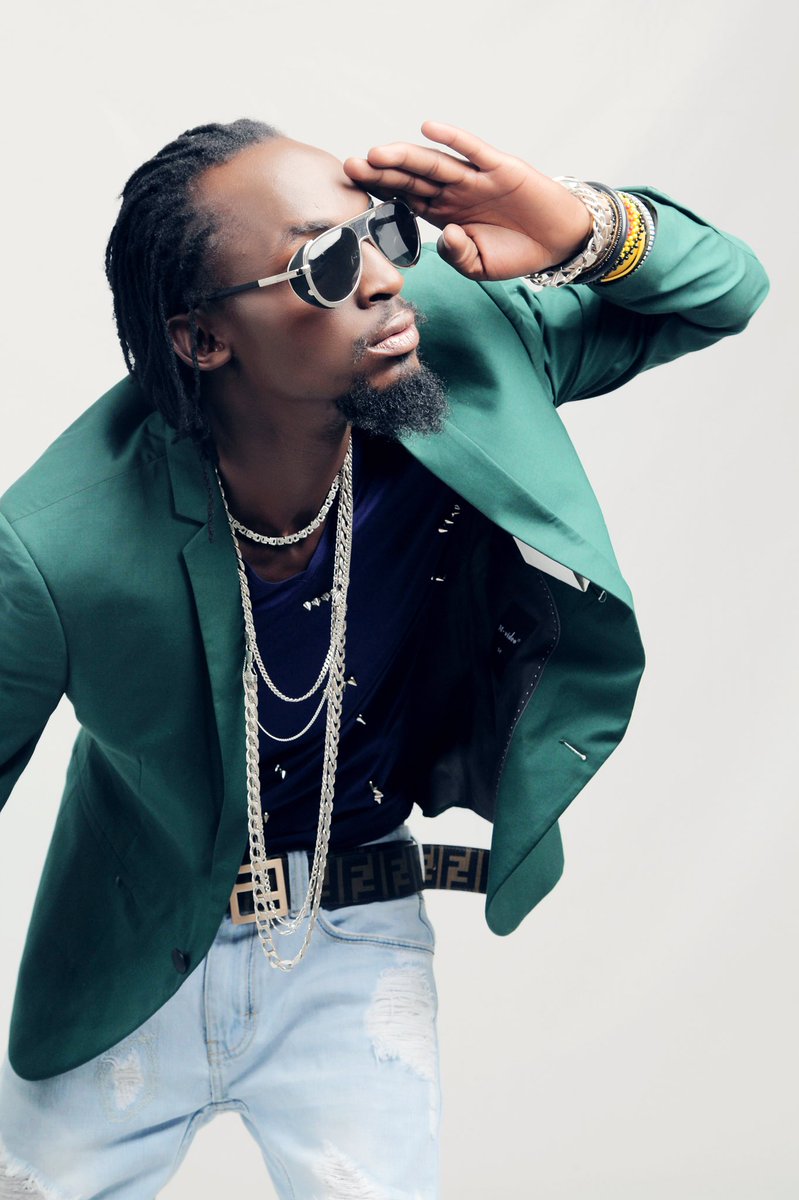 RadioandWeasel's tweet image. 📻❤️🎧