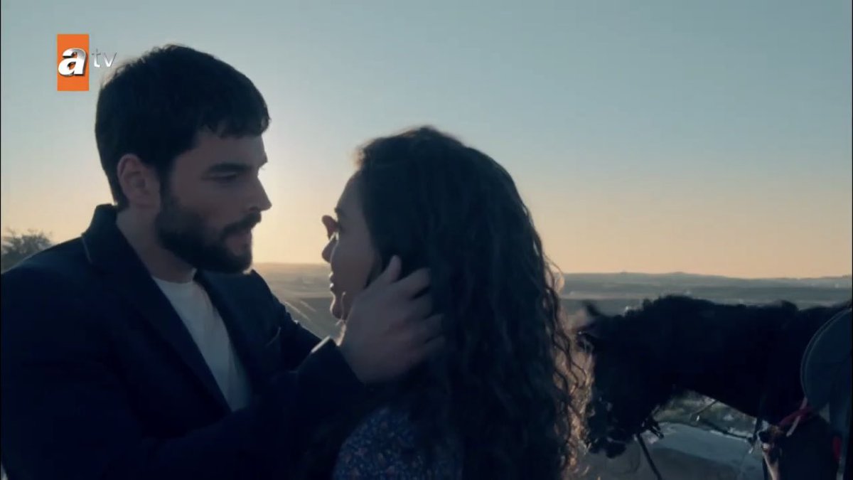 if tutuklu had started playing i’m sure they would’ve kissed here  #Hercai  #ReyMir