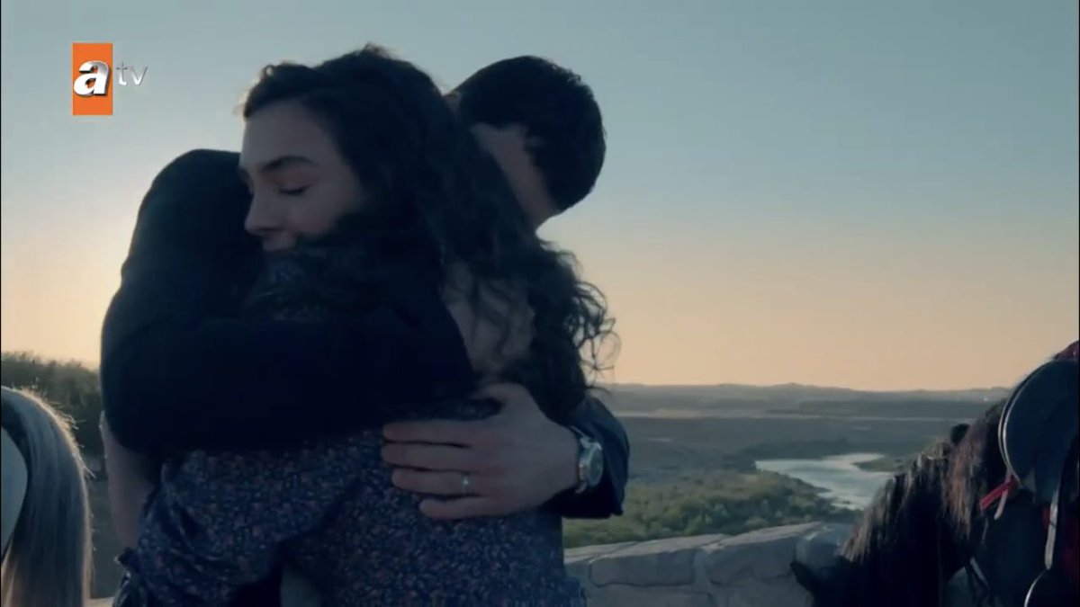 it’s how tight they hug each other, the way she smiles and the way he buries his face in her hair breathing in her scent for me  #Hercai  #ReyMir