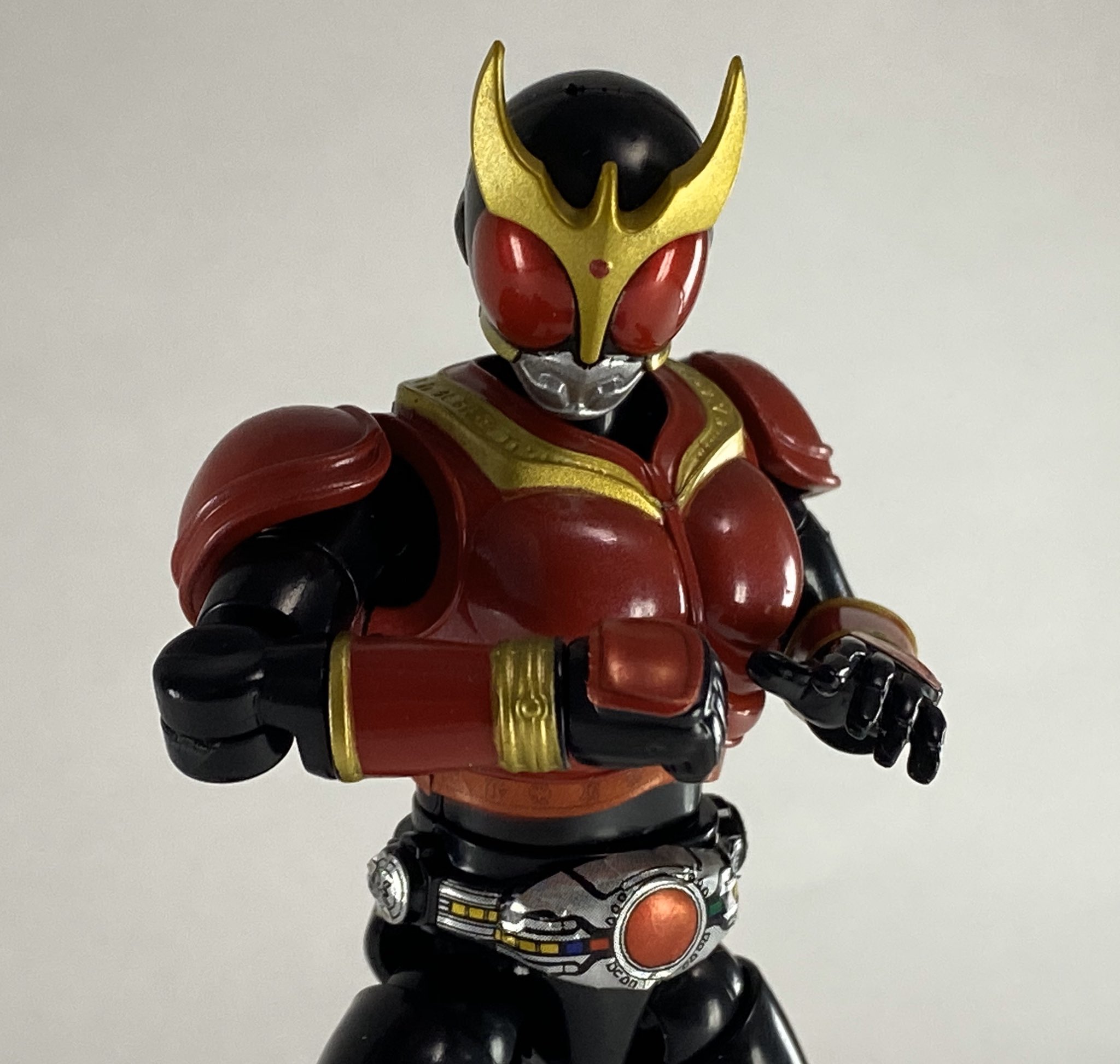 コウユウ 自分をもっと大事にするんだ 無茶ばかりする五代さんに対しての一条さんのセリフは後の展開を考えると重い 一条さんは五代さんを信じ トライチェイサーを託すシーンは名シーン トライチェイサーの疾走はカッコいい 装動 オモ写 仮面