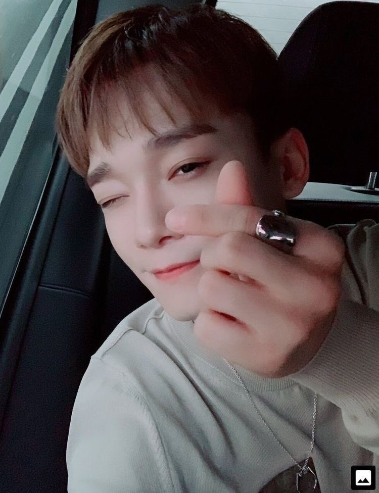 this thread is getting attention  so much love for our jongdae #CHEN  #EXO @weareoneEXO