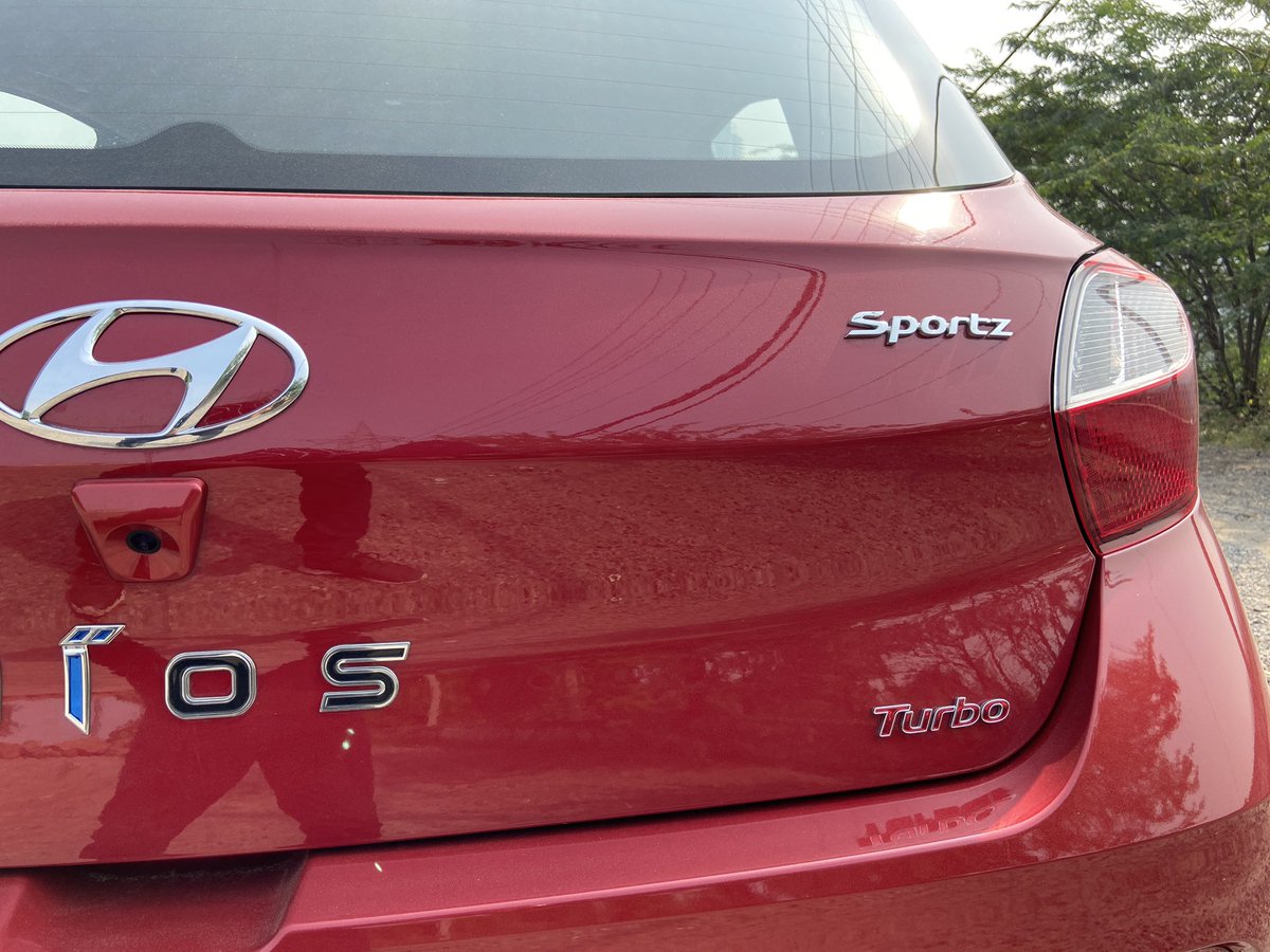 tarunkochar3's tweet photo. Drove the @HyundaiIndia Grand i10 Nios Turbo today. Definitely there’s a lot to talk about this almost hot hatch. More in our video which will be out on Monday. Stay tuned! @carblogindia #hyundai #hyundaigrandi10 https://t.co/EJyxosUskj