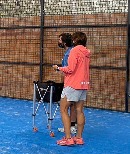 FCatalanaPadel's tweet photo. #FormacioFCdP
Prova d'accés del proper curs de Tècnic de Nivell 1 a les instal·lacions del Bàsic Factory Sabadell.
Els 30 aspirants han estat valorats per l'equip tècnic de l'àrea de docència de la FCdP.
La setmana que ve, començarà el curs amb el bloc específic. https://t.co/iobRB2ZvLd