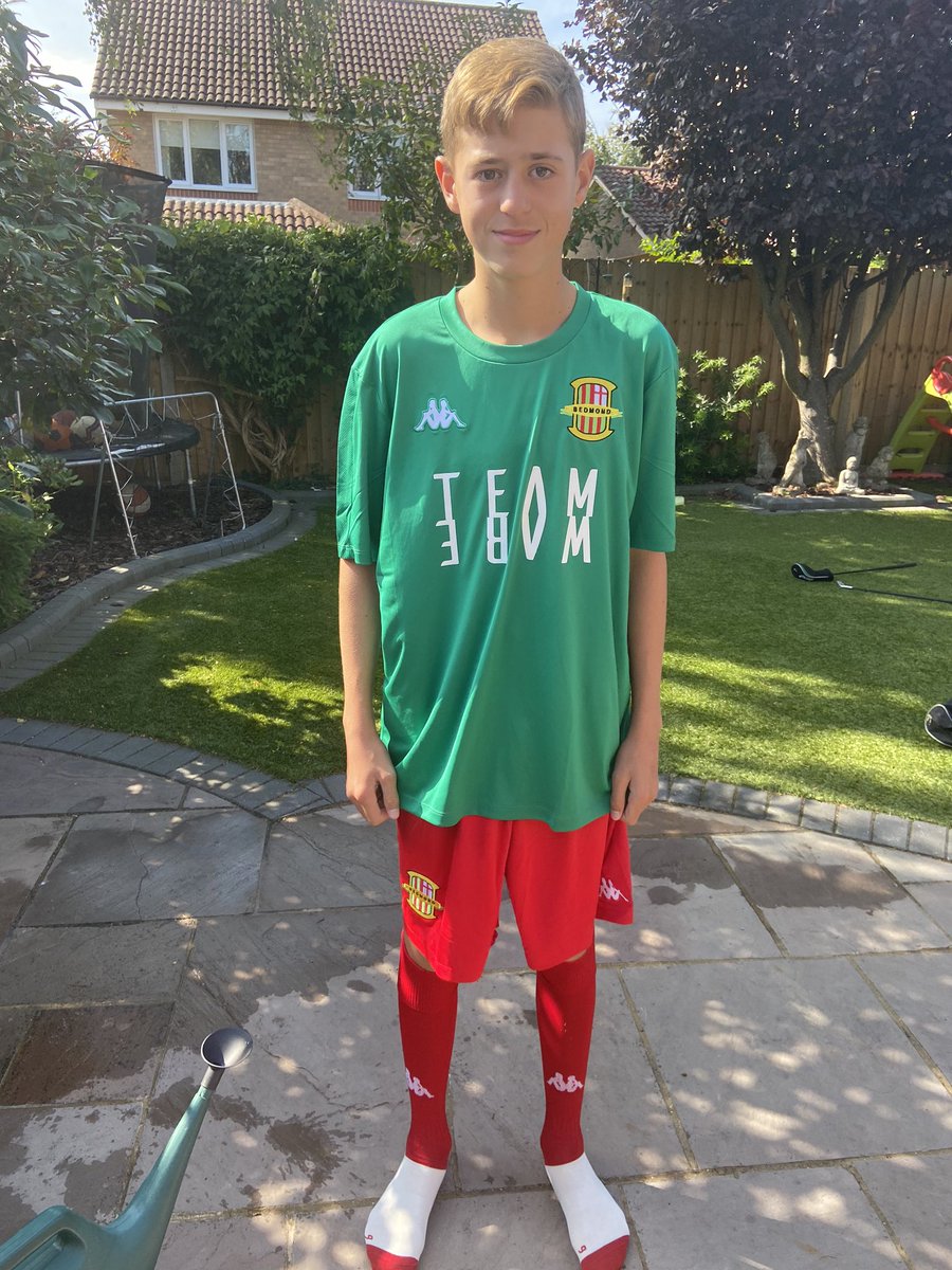 Massive shout out to Jamie at <a href="/TeamWare_Merch/">Team Ware</a> for sponsoring Callum’s football teams kit. Let’s go Bedmond FC U14 Reds