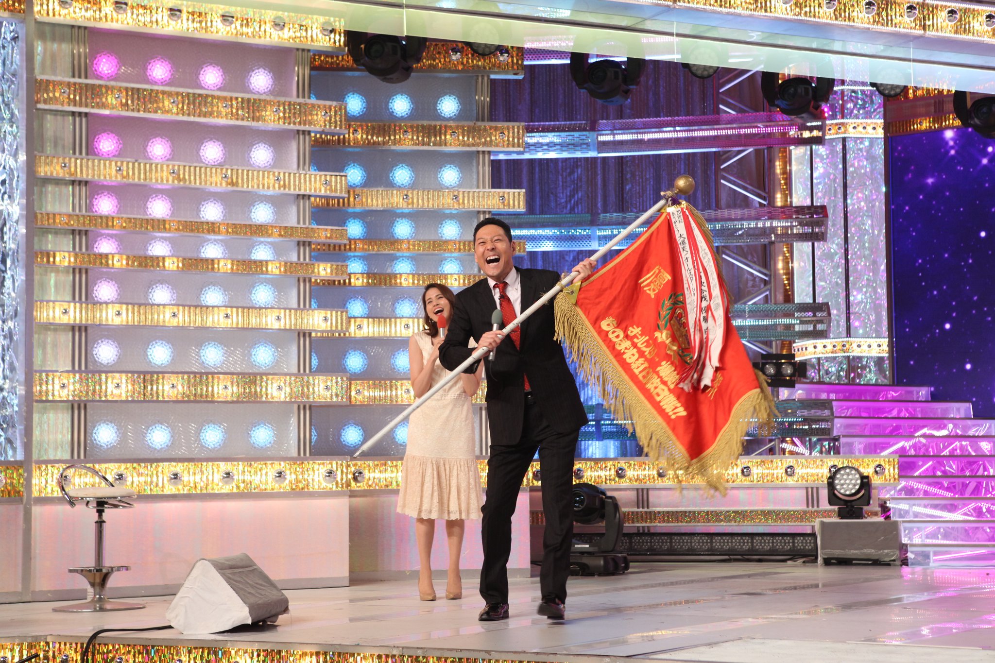 ものまね紅白歌合戦 公式 On Twitter 爆笑そっくりものまね紅白歌合戦スペシャル をご覧頂きましてありがとうございました また 沢山のメッセージもありがとうございます 引き続き ご感想をお待ちしております 次回は 年に一度の真剣勝負 トーナメント