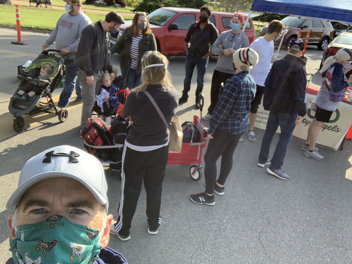 Big ⁦<a href="/PGAVDestination/">PGAV Destinations</a>⁩ gathering at ⁦@CityBagels⁩ tent this morning at the Tower Grove farmers market!