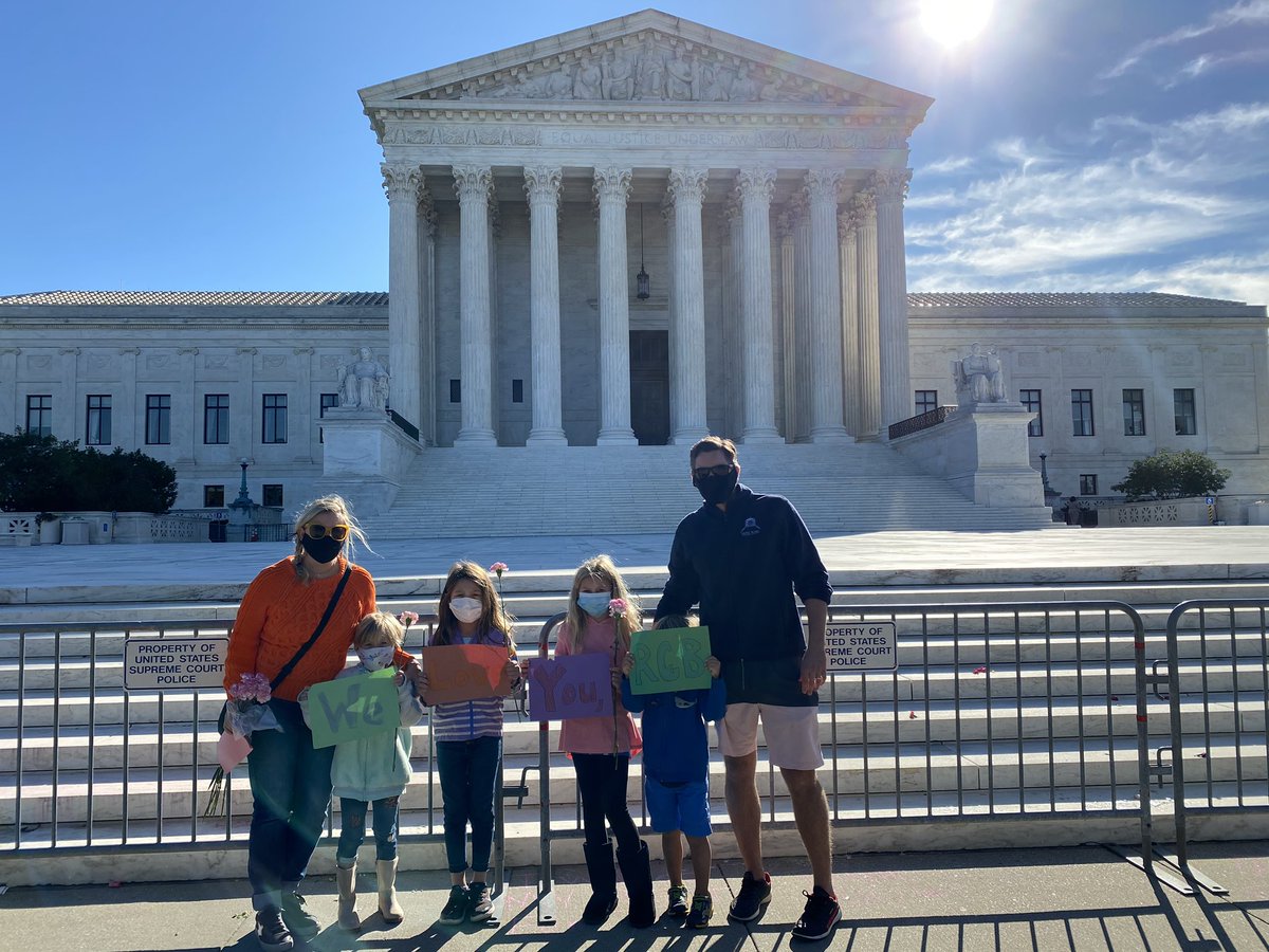 cbtuss's tweet photo. Paying our respects this morning.  RIP RBG #SupremeCourt #NotoriousRBG https://t.co/H6ji0Xga6V