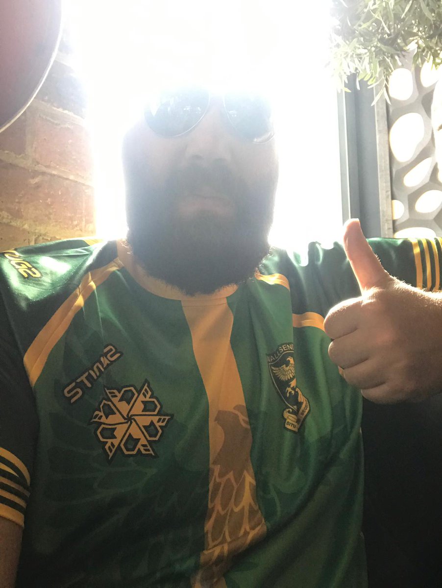 "Beating the chicks off with a s***y stick, doon the fish quay 😜" One players problems today after receiving his new Train Tshirt. Not every problem is covid related! <a href="/StingzProwear/">Stingz Official</a> #bethezend