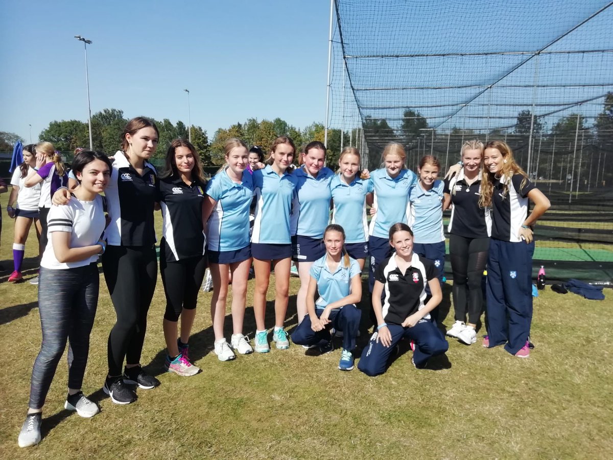 FramMoreau's tweet photo. Today's fun run. 🏃Go girls 🏃🏃☀️ https://t.co/nyTA7poGFG