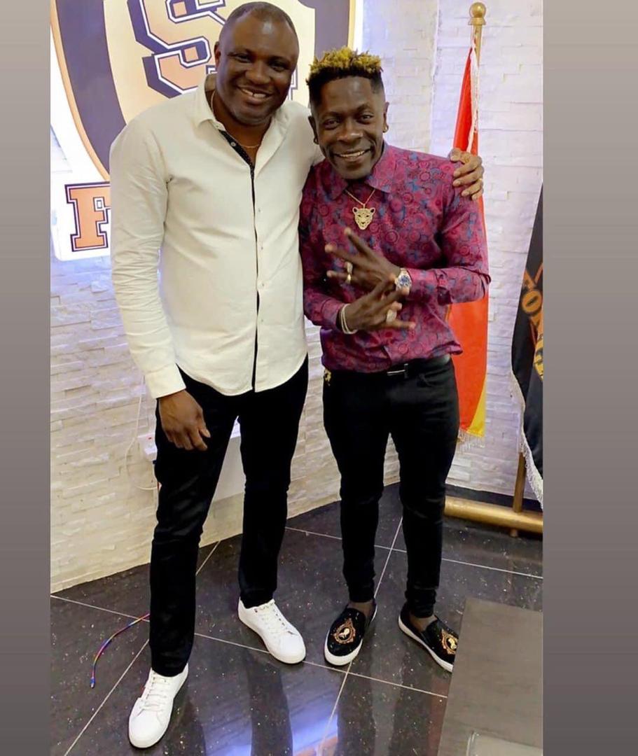 paapayesu2's tweet image. Different Shades of a SHATTA👑👑👑👑

#1Don
#1Stand