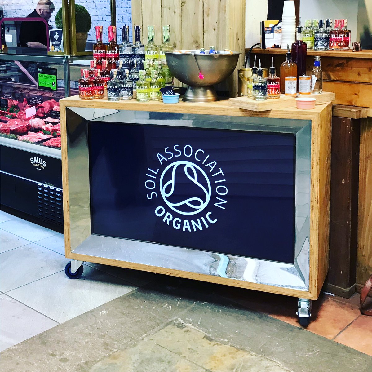 Jelleys_vodka's tweet photo. All setup for a day of sampling our #jelley #organic #vegan #kosher #vodka @SmithsFarmShop
-
#farmshop #sampling #shoplocal #supportlocal #foodanddrink #foodie #spirits #northantsbloggers #northantshour
-
@MadeInNorthants
@SoilAssociation
@TheVeganSociety https://t.co/dGq8pu9tCf