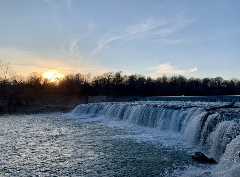 MSSUSoftball's tweet photo. One of Joplin’s prettiest areas is the Grand Falls! We are doing our part to keep it clean so everyone can continue to enjoy it! #MaskUpMSSU https://t.co/pB9o4bBe8p