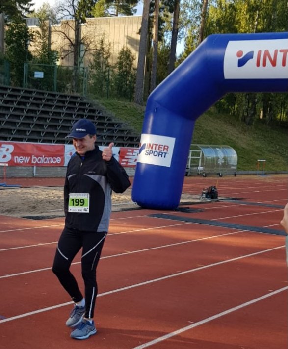 NummelaTimo's tweet photo. Tuli tempaistua pieni lenkki 20 vuotisen juoksuharrastuksen kunniaksi 😊 #rantamaraton #espoo https://t.co/vtjwuPqwgz