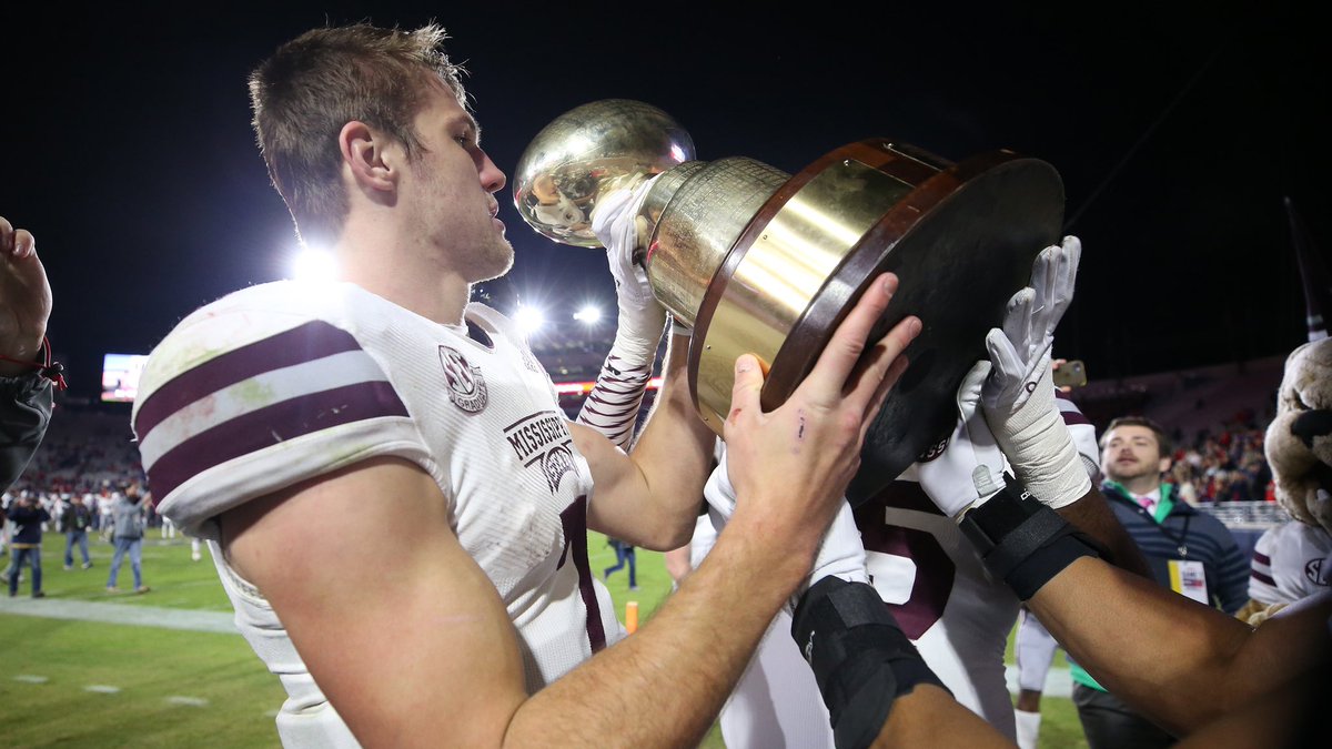 perrykingthe4th's tweet photo. Happy Nick Fitzgerald Day! #7daysuntilkickoff #maybe #WearAMask https://t.co/MP3hHZJLQb